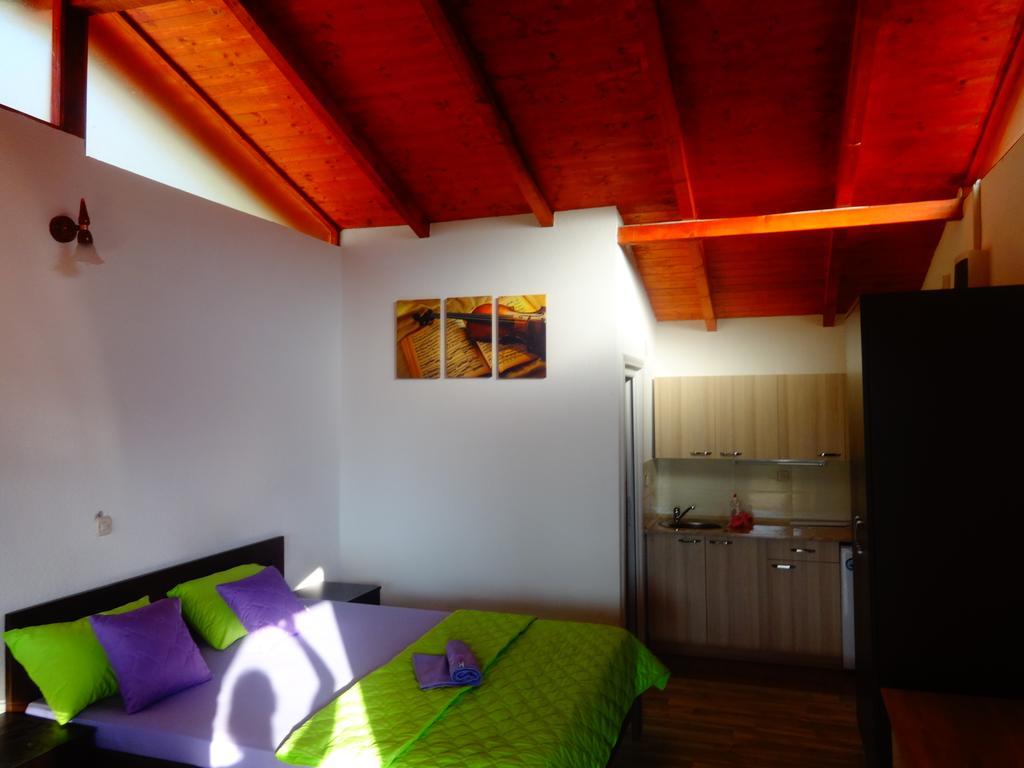 Karali Apartments Łagadin Zewnętrze zdjęcie