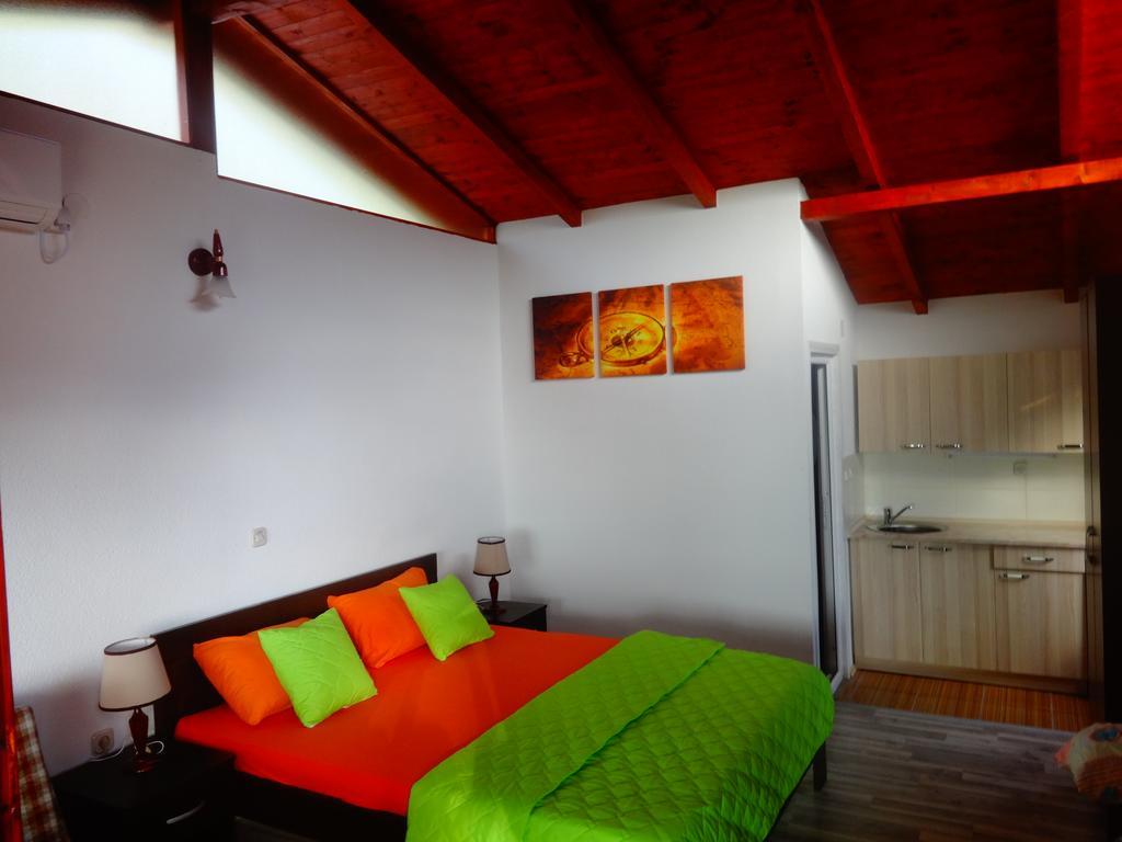 Karali Apartments Łagadin Zewnętrze zdjęcie